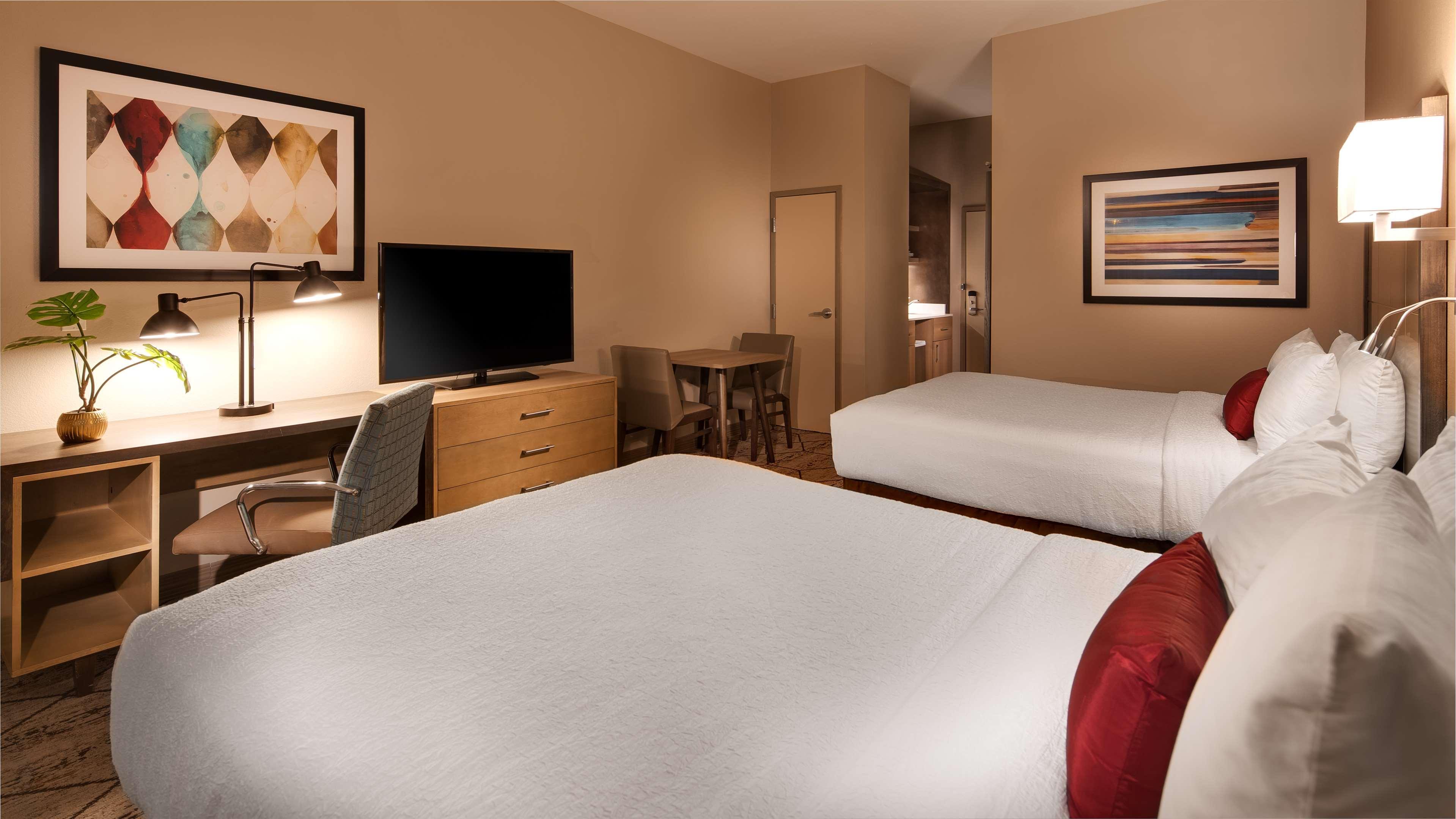 Best Western Plus Pleasanton Hotel Exteriör bild